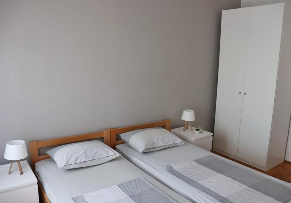 Apartman Simac Okrug Gornji 트로기르 외부 사진